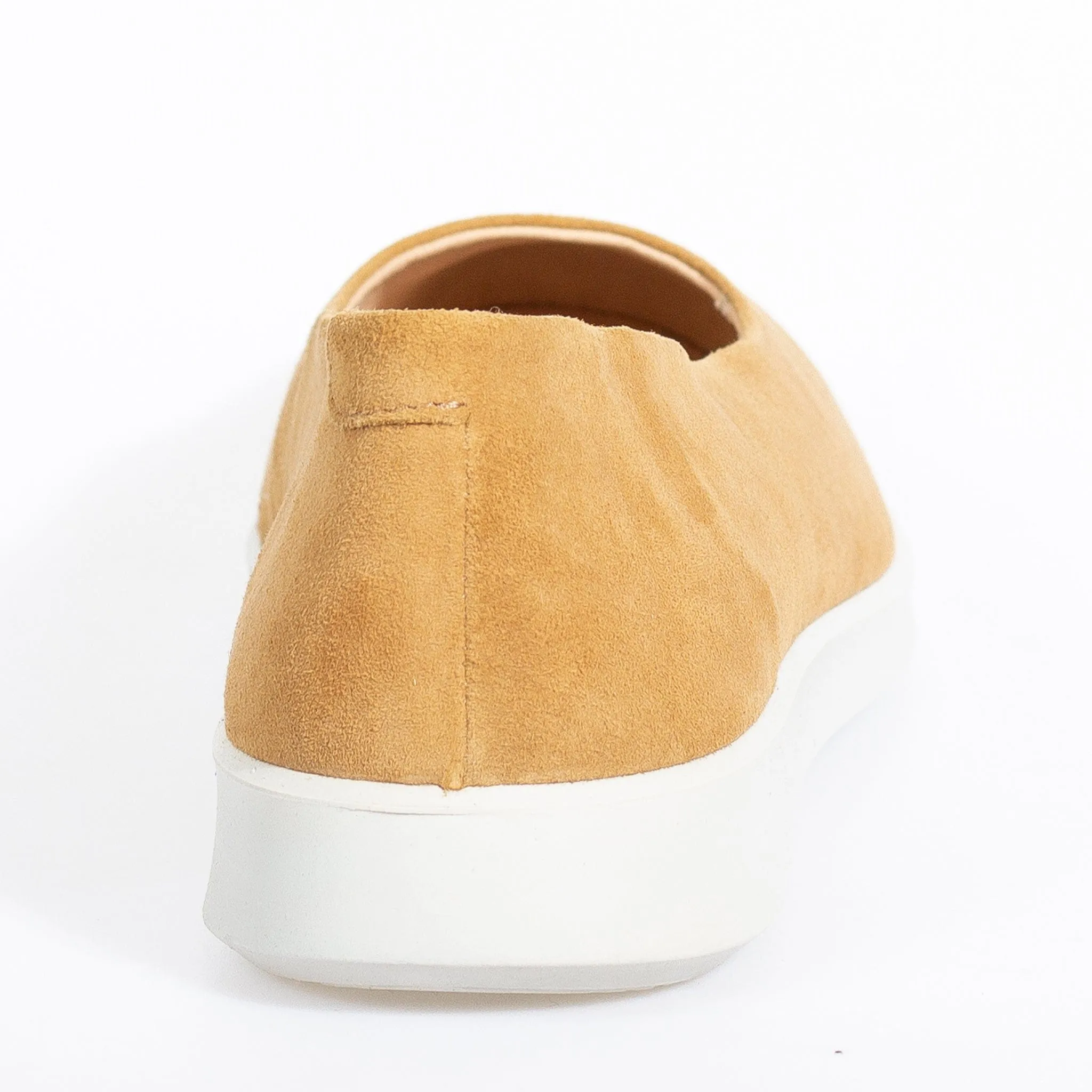 9888 CAMEL SUEDE