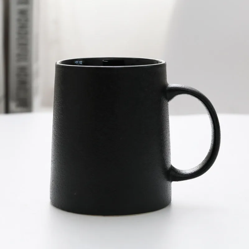 Black pottery simple ceramic mug