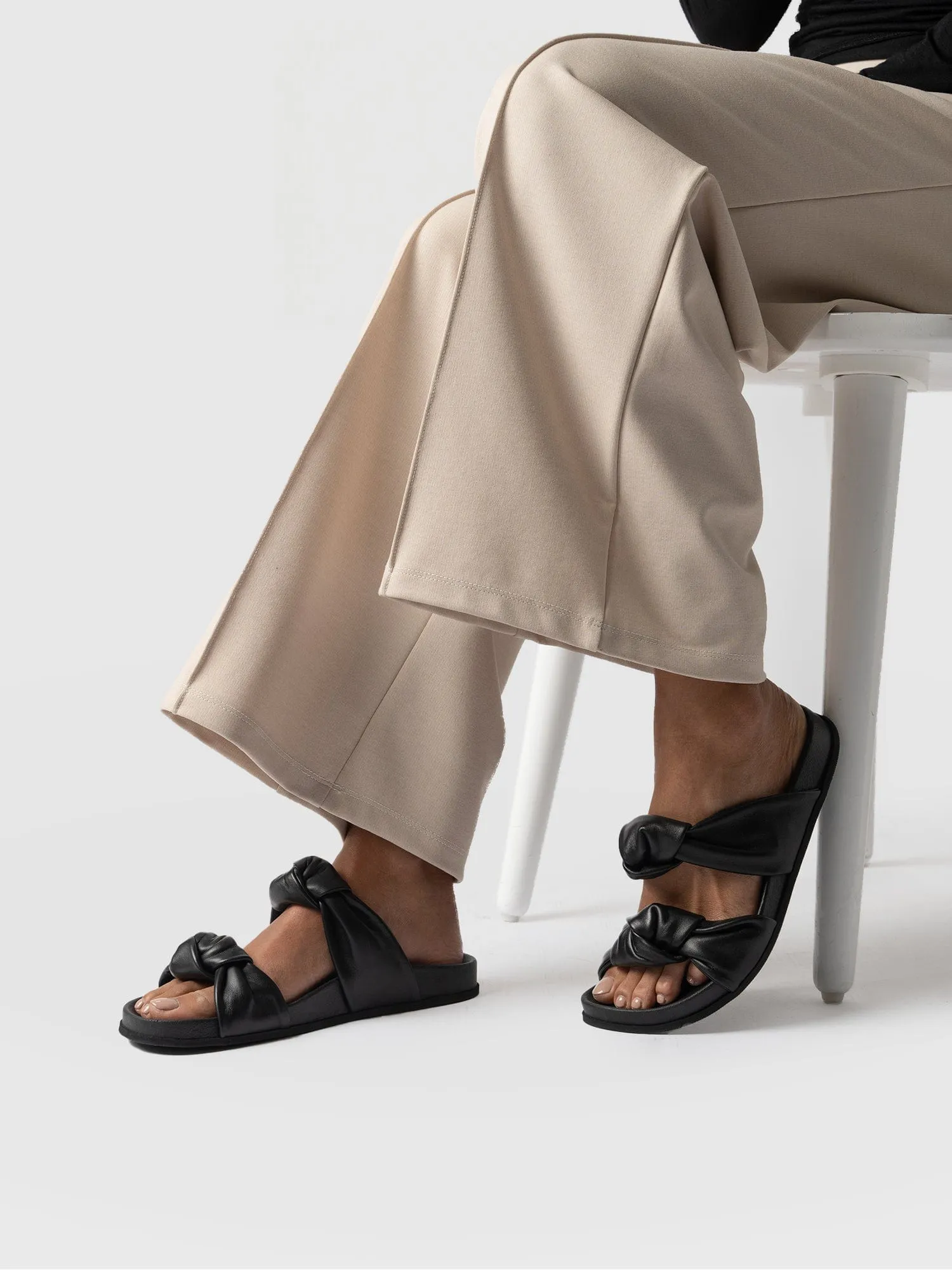 Kingston Knot Sandal - Black