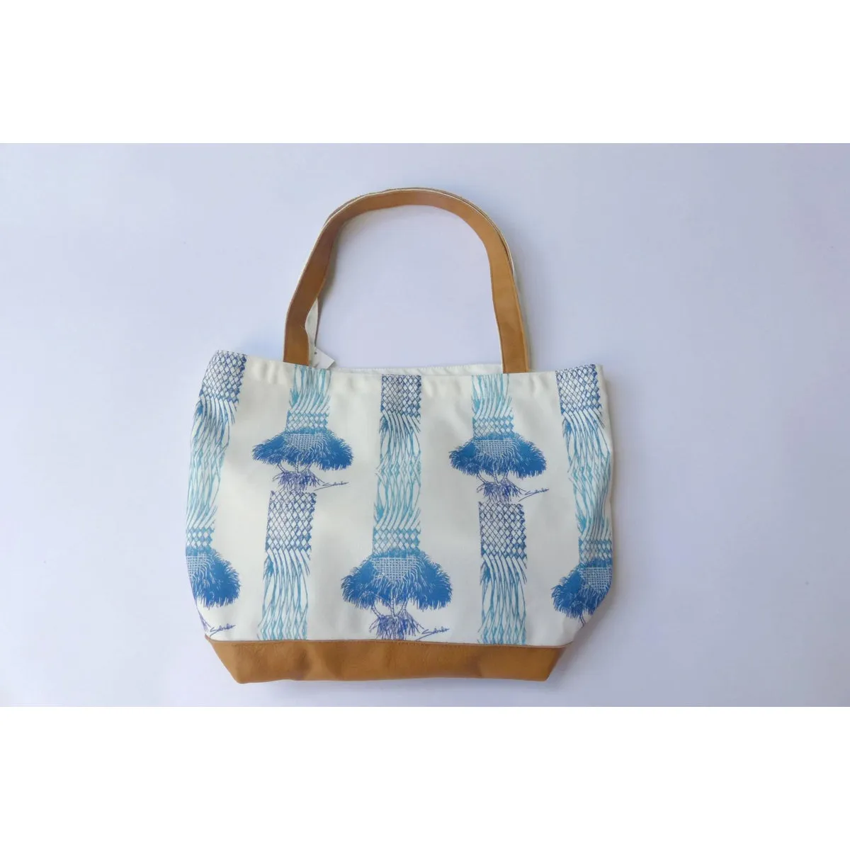 Lauhara Print White Tote