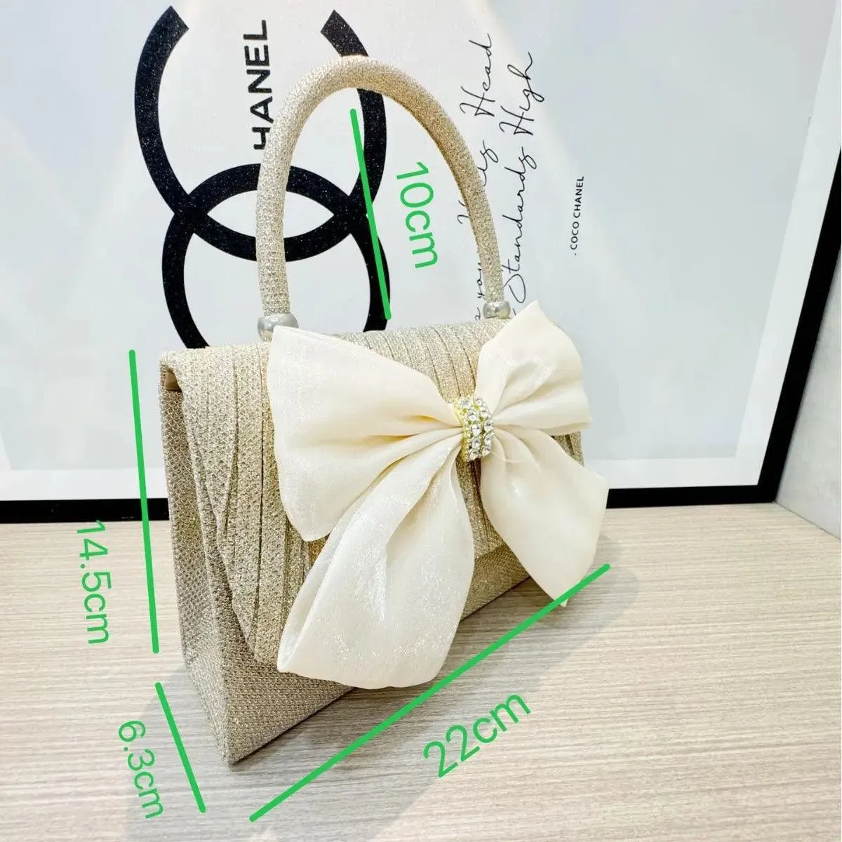 MAC060 White Bowknot Portable Shoulder Bag Big Bow Design Underarm Bags