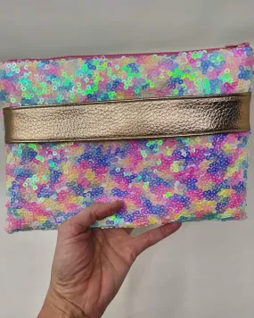 Sparkle Era, Kayla clutch