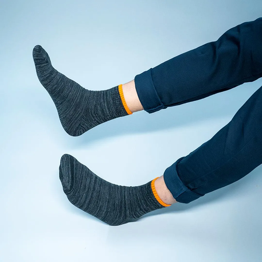 Tipped to Perfection - Twintone Black with Orange Tip Socks